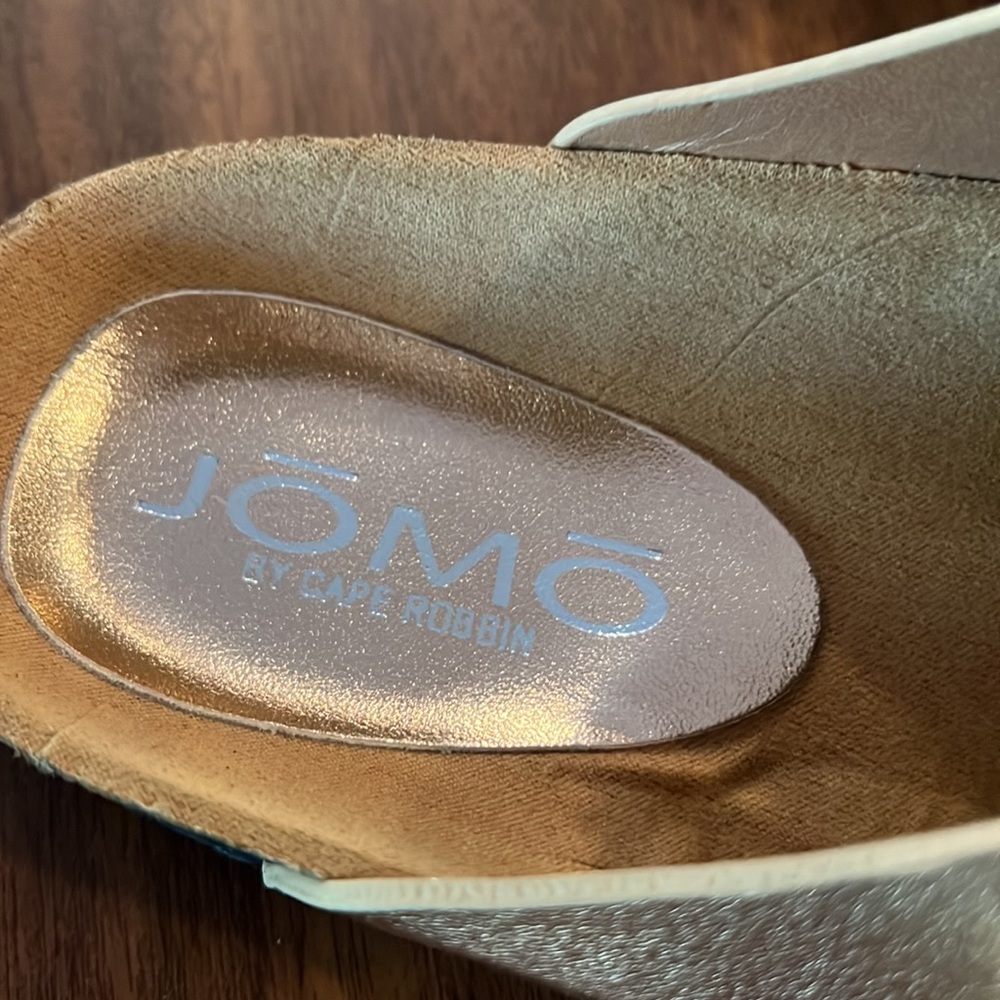 NEW without box slip on rose gold mules size 7 - Picture 3 of 5
